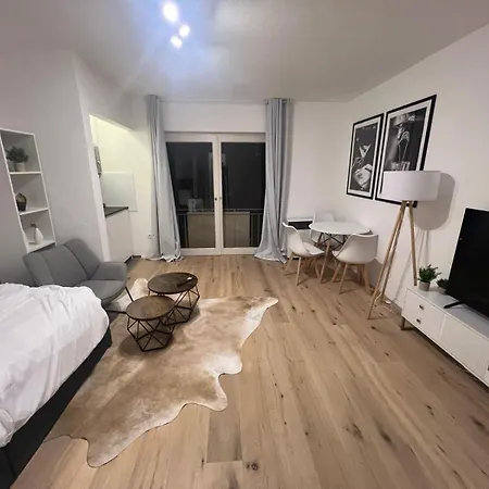 Innenstadt Ruhiges Und Zentrale 아파트 *